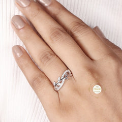 Sparkling Silver Leaf Ring