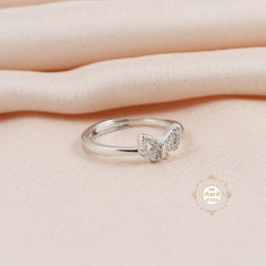 Sparkling Silver Bow Ring