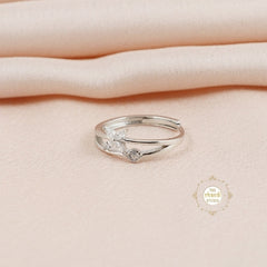 Sparkling Silver Flower Wrap Ring