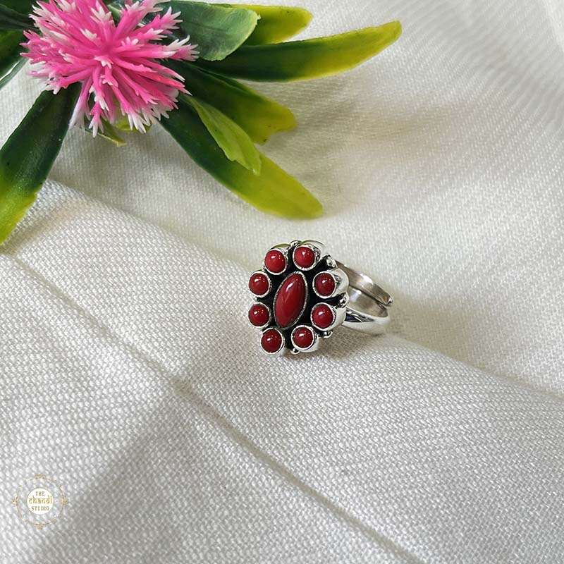 925 Sterling Silver Royal Oval Blossom Ring