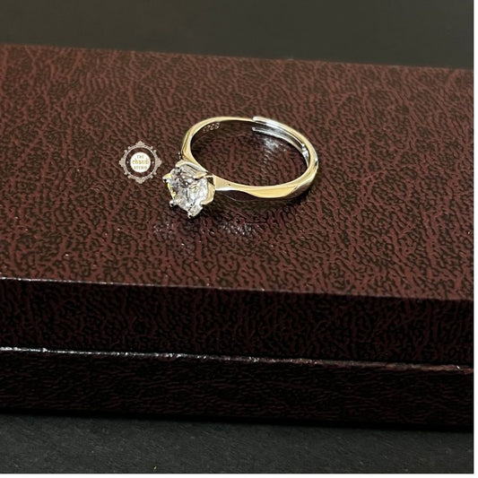 Sparkling Silver Solitaire Ring