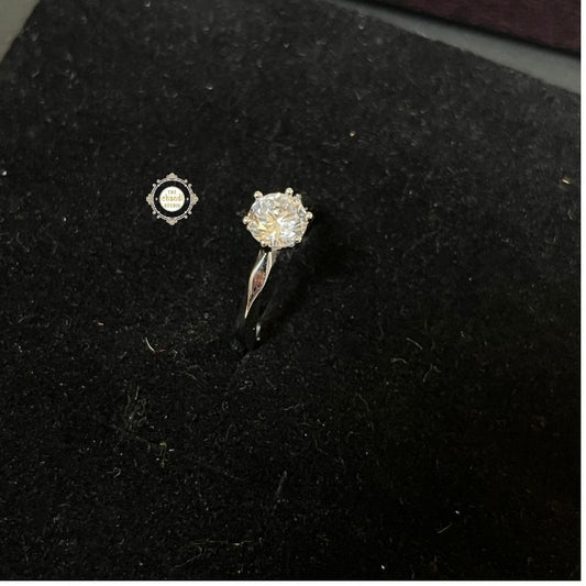 Sparkling Silver Solitaire Ring