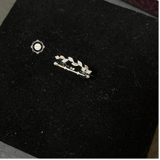 Sparkling Silver Blossom Ring