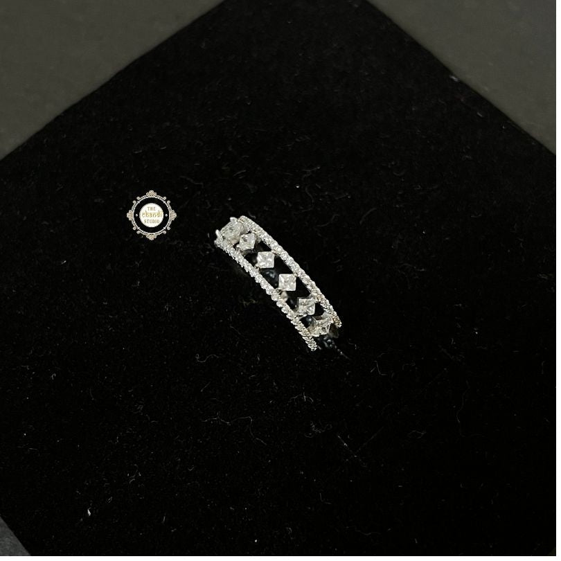 Sparkling Silver Twinkle Ring