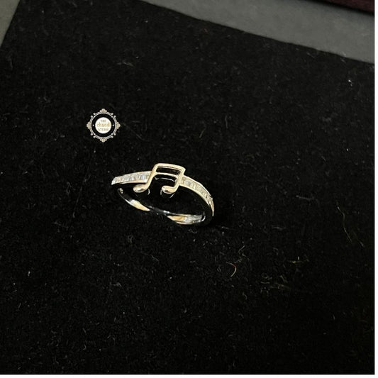 Silver Music Lover Sparkling Ring