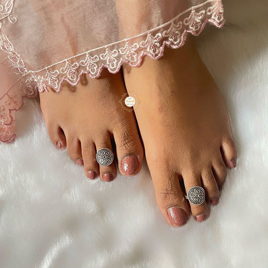 Utsav Toe Ring