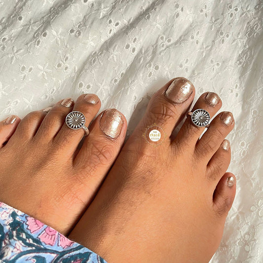 Utsav Toe Ring