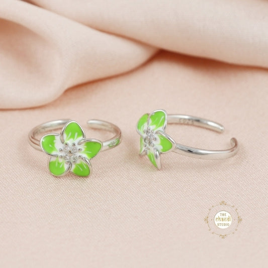 Sparkling Silver Enamel Floral Toe Ring