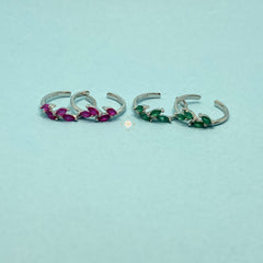 Sparkling Silver Shiny Stride Toe Ring