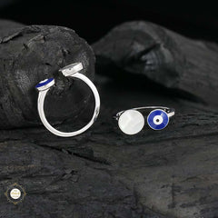 Sparkling Silver evil eye toe ring