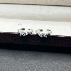 Sterling Silver Sparkling Leaf Toe Ring
