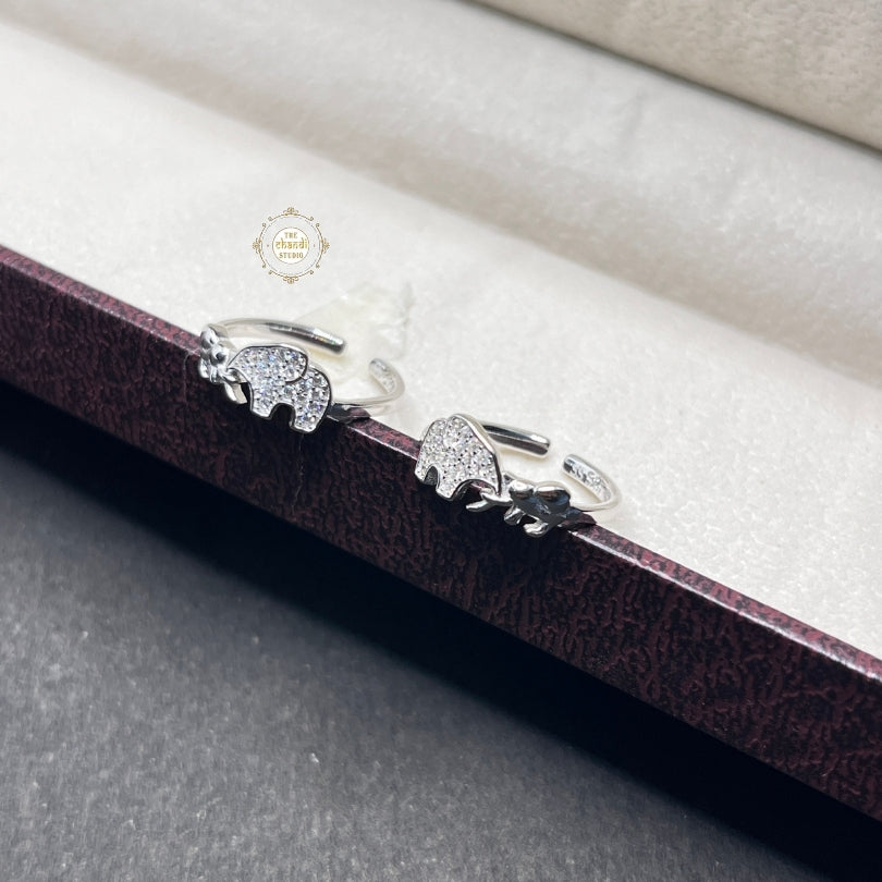 Sterling Silver Sparkling Elephant Toe Ring