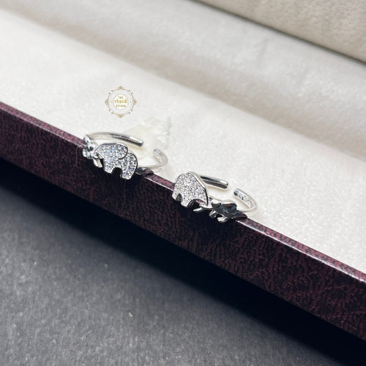 Sterling Silver Sparkling Elephant Toe Ring