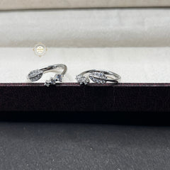Sparkling Silver Leaf Toe Ring