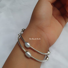 Ruhaniyat Pearl Bangle