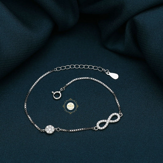 Sparkling Treasure Delicate Infinity Bracelet