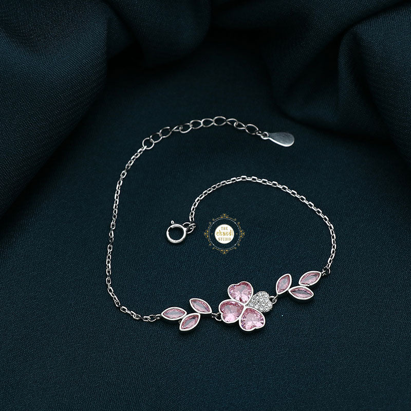 Sparkling Treasure Floral Bracelet