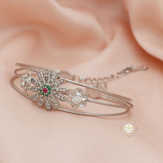 Sparkling Treasure Floral Adjustable Bracelet