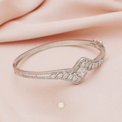 Sparkling Silver Openable Princess Cuff