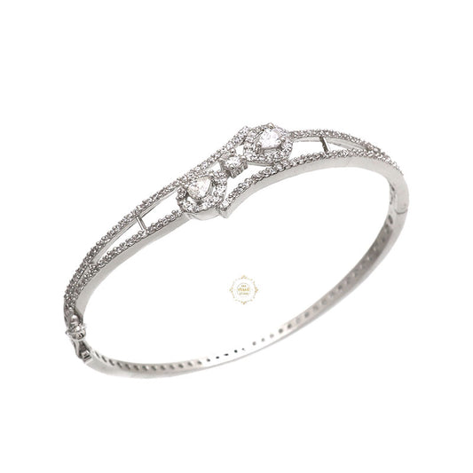 Sparkling Treasure Delicate Desire Cuff