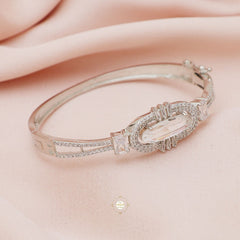 Sparkling Openable Princess Cuff