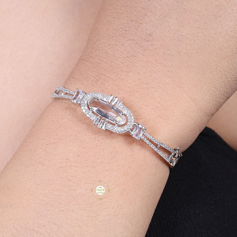 Sparkling Openable Princess Cuff