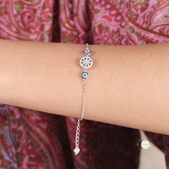 Sparkling Silver Bloom Bracelet