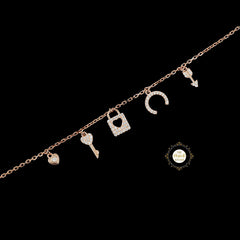 Sparkling Heart’s Glimmering Key Bracelet (Piece)