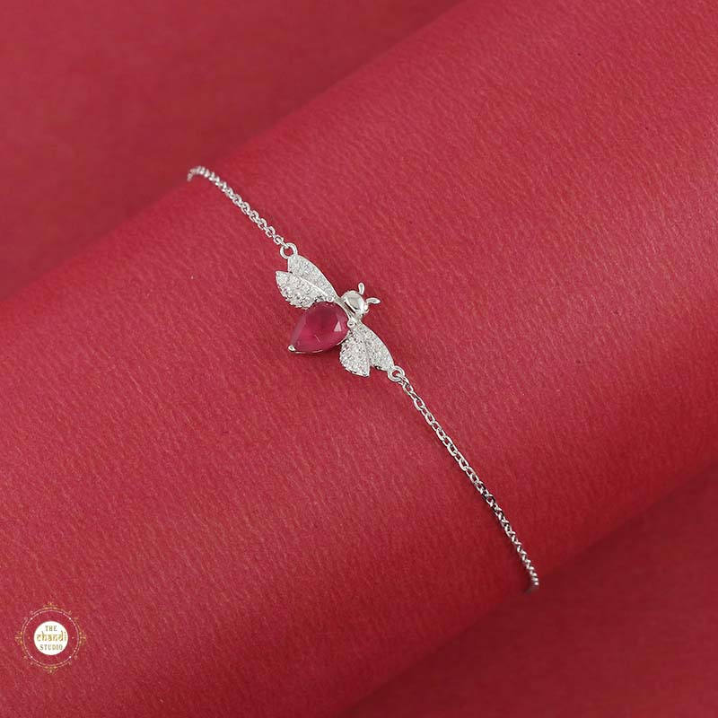 Sparkling Silver Sweet Bee Delight Bracelet