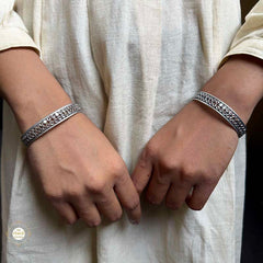 Sterling Silver Double Line Glass Bangle (Piece)