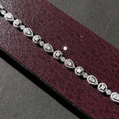 Sparkling Silver Circle Spark Bracelet