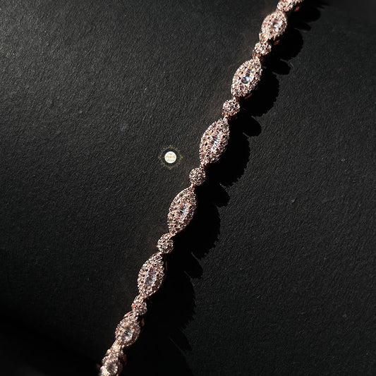 Sparkling Silver Glow Chain Bracelet