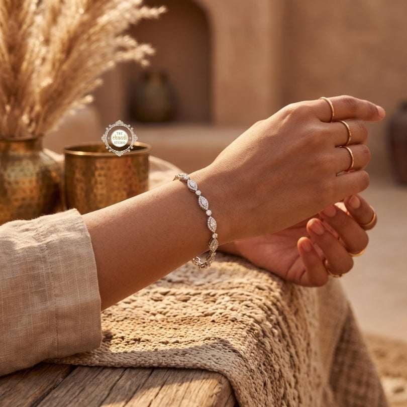 Sparkling Silver Glow Chain Bracelet
