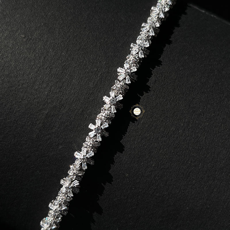 Sparkling Silver Floral Radiance Bracelet