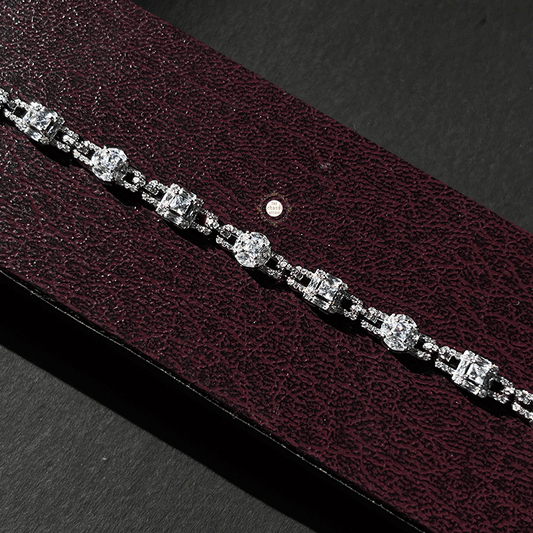 Sparkling Silver Bloom Spark Bracelet