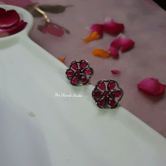 Rustic Romance, Blossom Studs