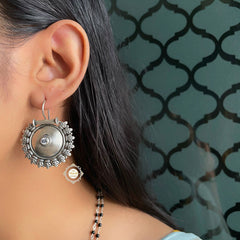 Noor Intricate Timeless Embossed Earring