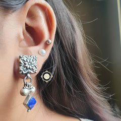 Noor Ghungroo Square Stone Earring