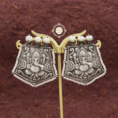 Utsav Pearl Ganesh Stud