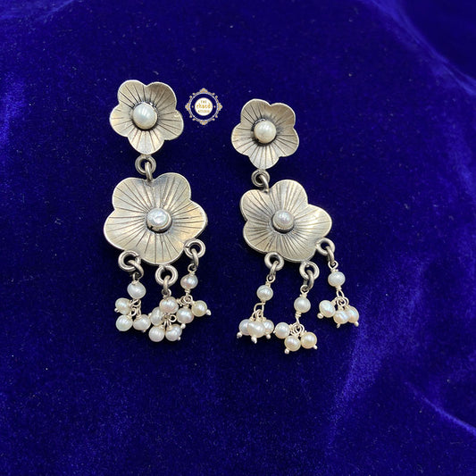 Jasmine Pearl Earring