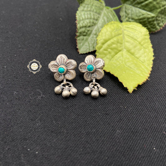 Dilkash Floral Ghungroo Earring