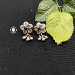 Dilkash Floral Ghungroo Earring