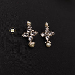 Dainty Stone Earring