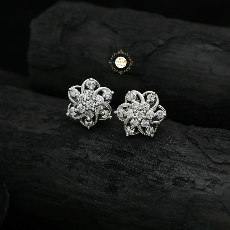 Sparkling Treasure Flower Earring