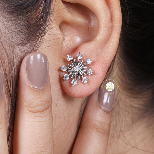 Sparkling Floral Delight Earring