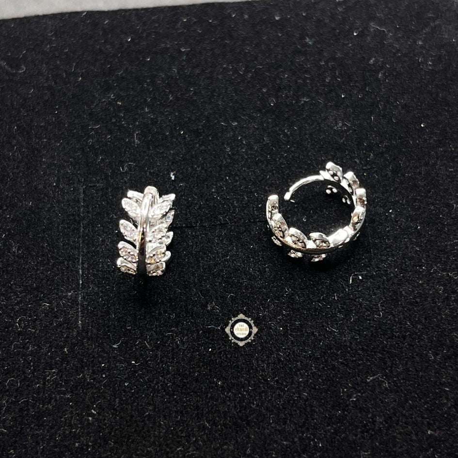 Sterling Silver Sparkling Leaf Earring