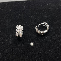 Sterling Silver Sparkling Leaf Earring