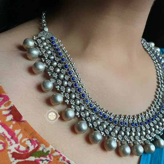 Detailed Rawa Lapis Ball Necklace