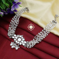 Ruhaniyat White Glass Choker Necklace