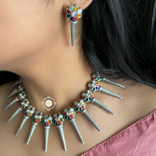 Scoops Of Nostalgia : Navratna Delight Necklace Set